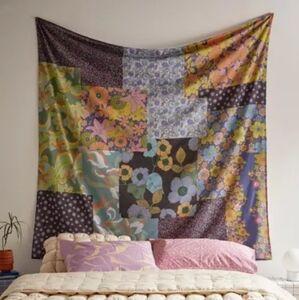 NWT UO Luanna Femme Tapestry